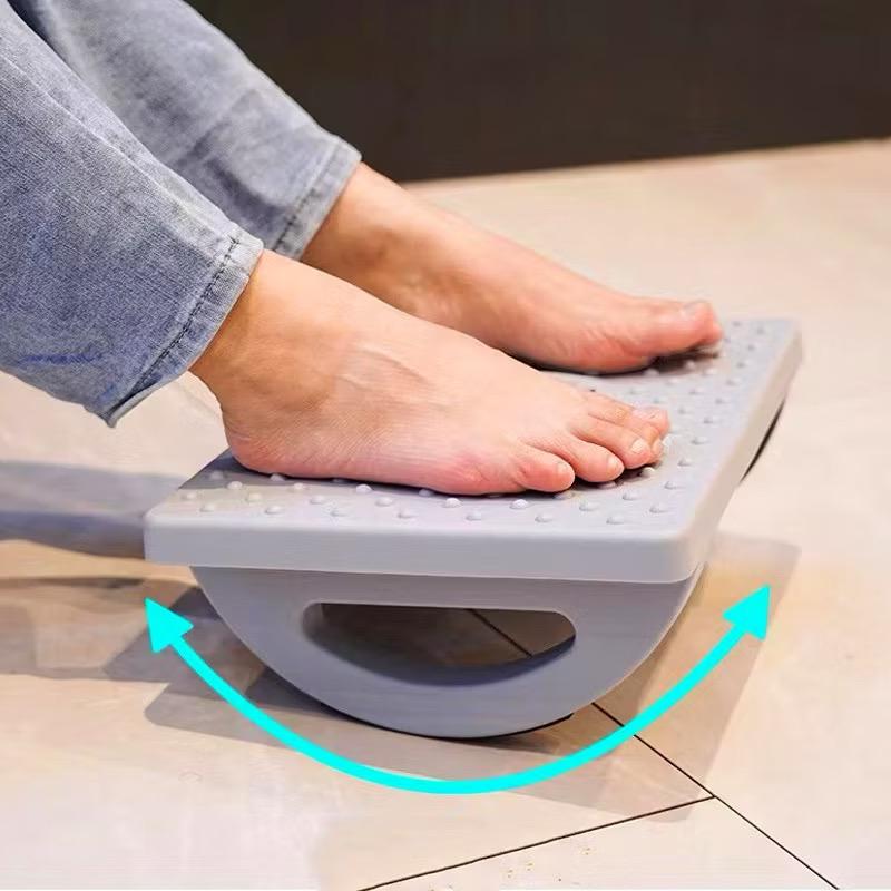 RV - 180° Swing Rocking Footrest™